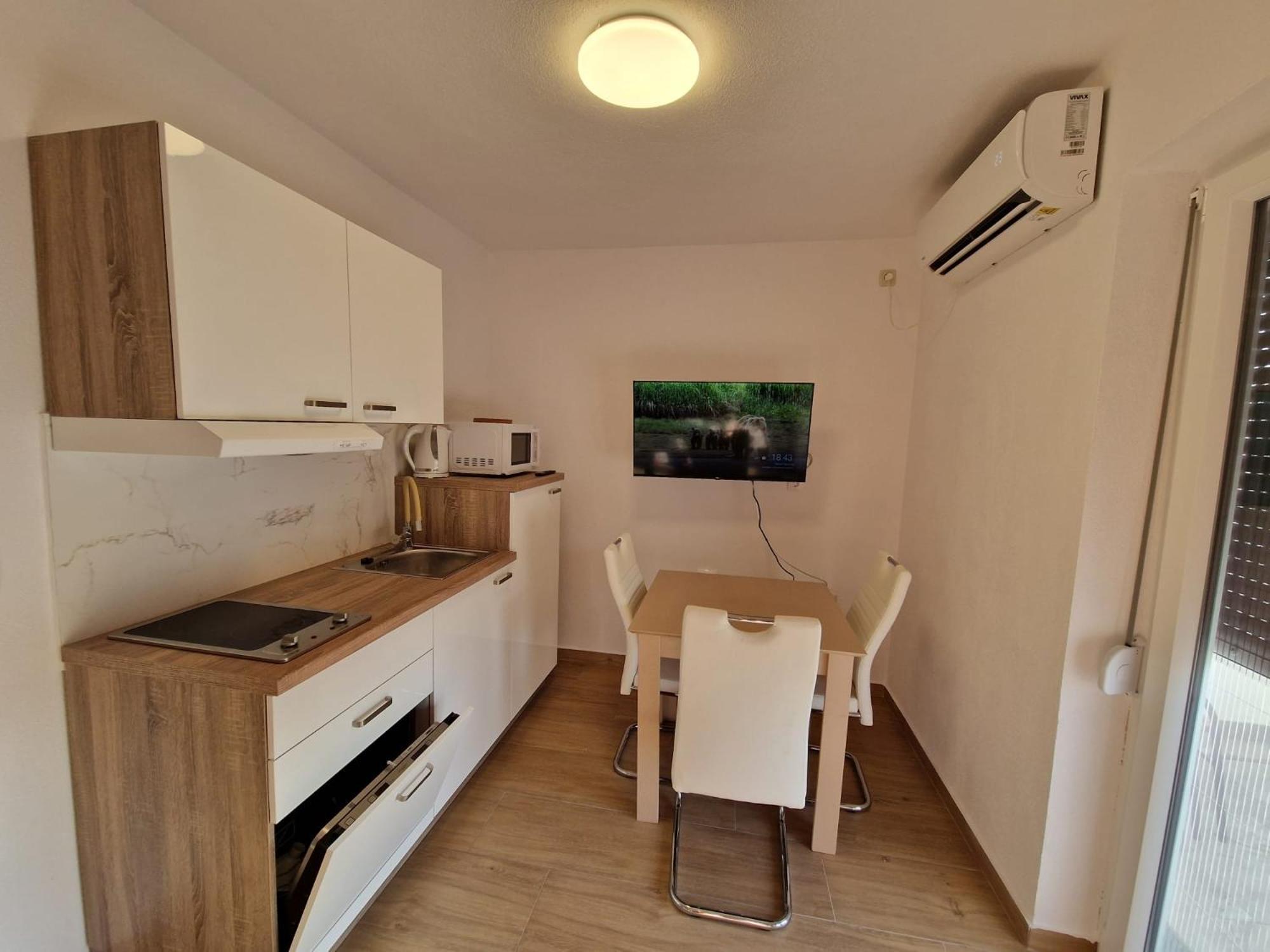 Apartment Natalija 4 Stars Mrljane