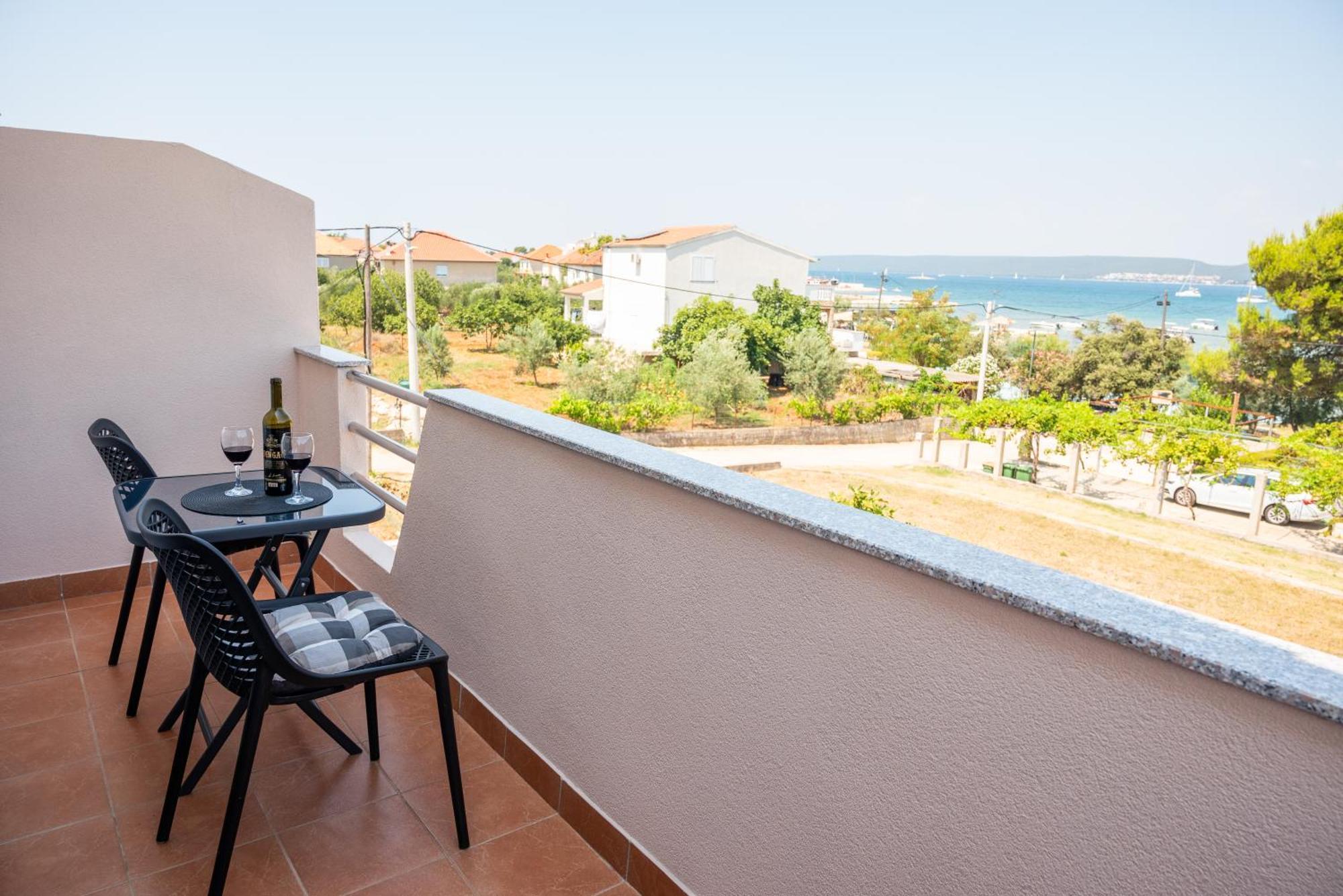 Natalija 4 Stars Apartment