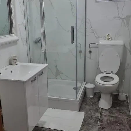 Apartmani Natalija 4 Stars Mrljane Exteriér fotografie
