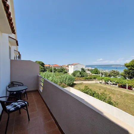 Apartmani Natalija 4 Stars Mrljane Exteriér fotografie