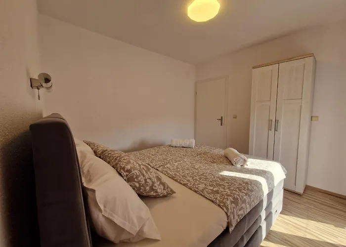Apartmani Natalija 4 Stars