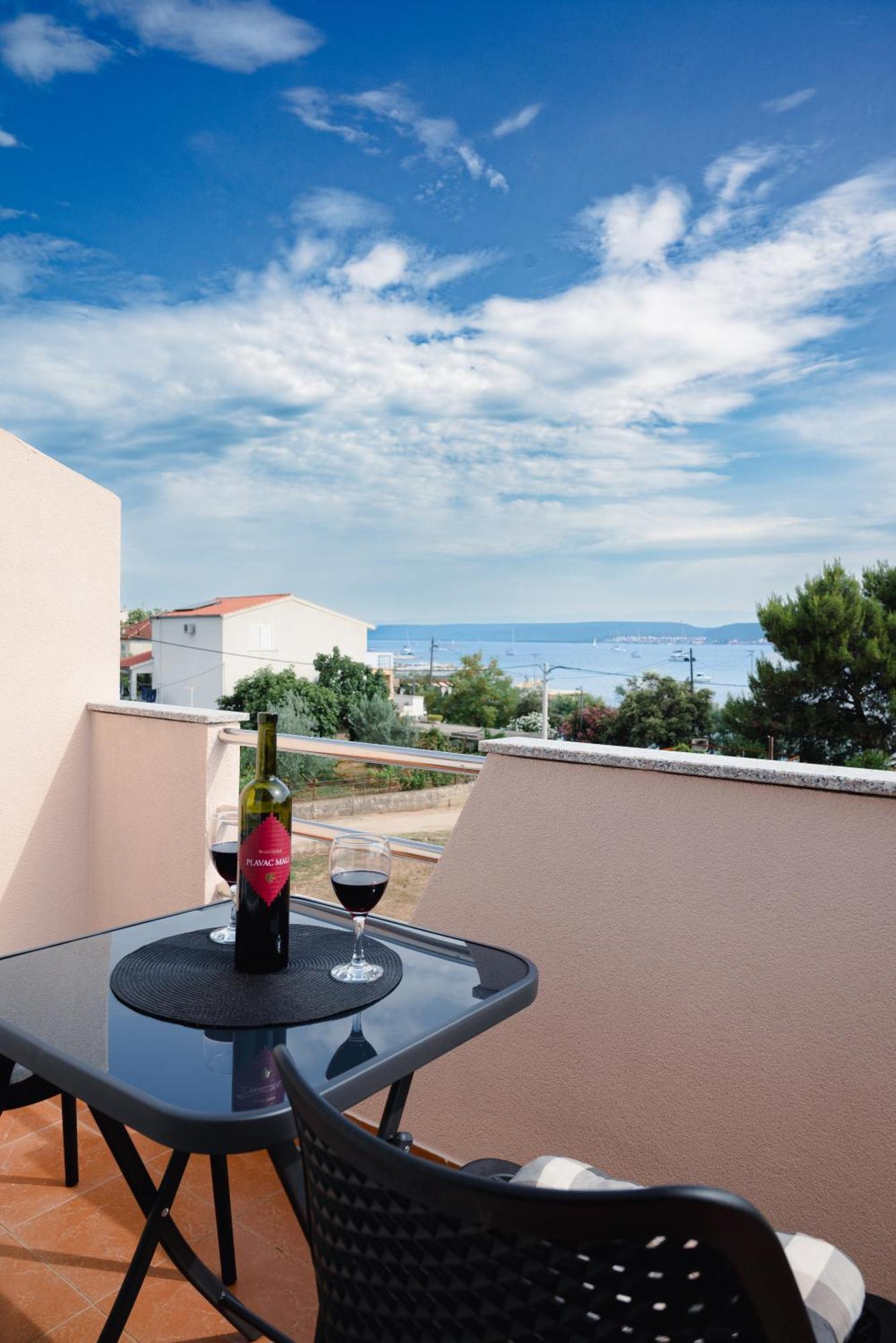 Apartment Natalija 4 Stars Mrljane