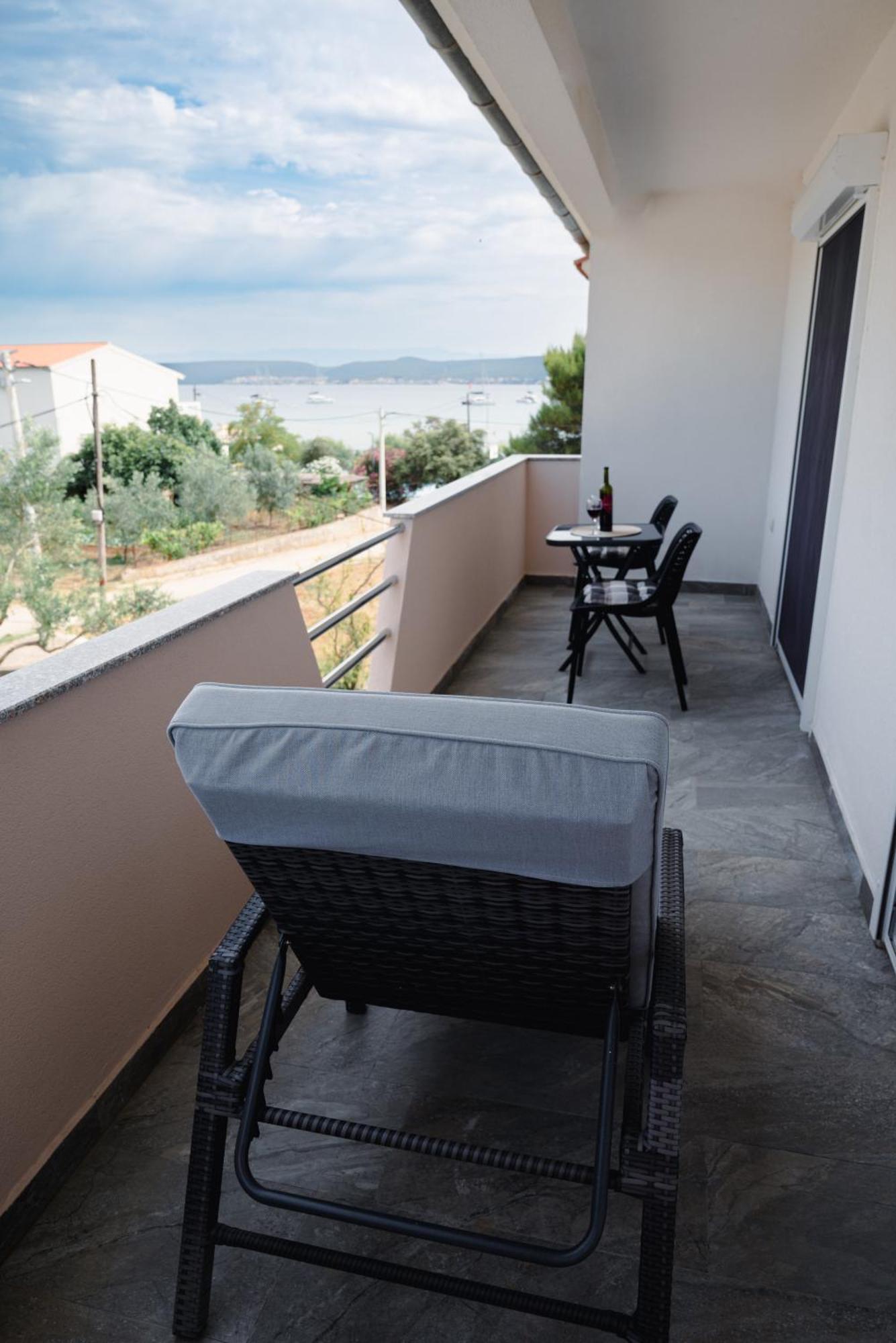 Natalija 4 Stars Apartment *