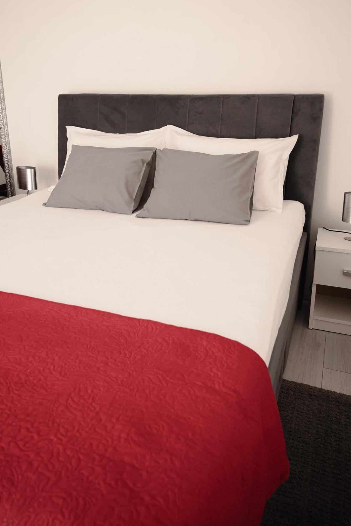 Apartment Natalija 4 Stars *